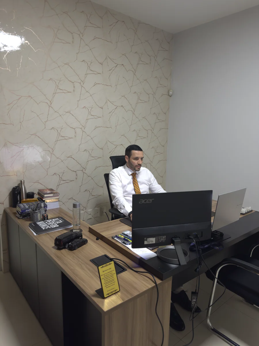 Ambiente de trabalho do escritório Nascimento e Arantes Advocacia em Goiânia para consultas sobre uniao estavel